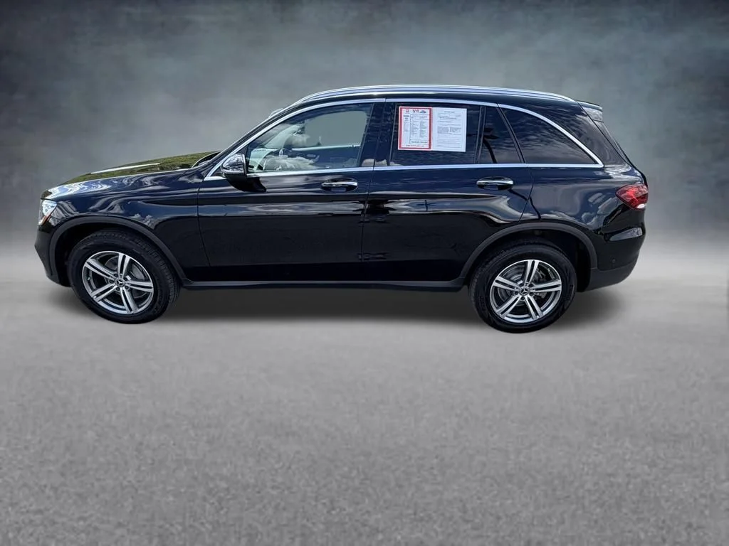 Used 2022 Black Mercedes-Benz GLC 300 image 2