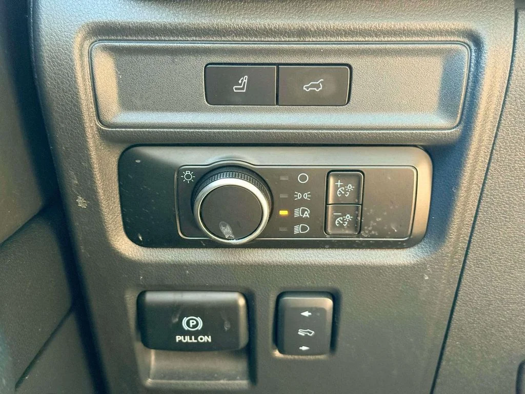 Used 2024 White Ford XLT image 18