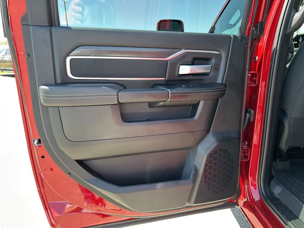 2025 RAM 2500 Big Horn - Photo 27