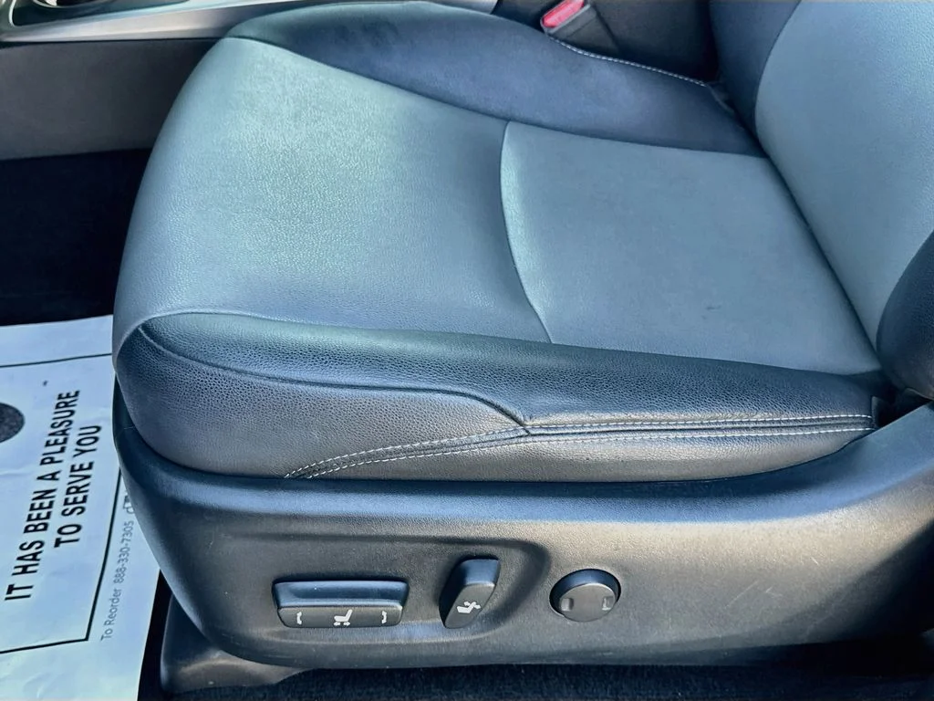 Used 2020 Blue Toyota SR5 Premium image 23