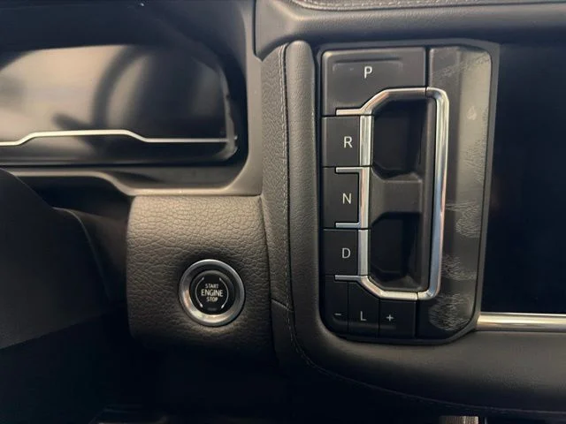 Used 2022 Black GMC Denali image 30