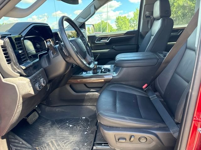 Used 2024 Red Chevrolet RST image 16
