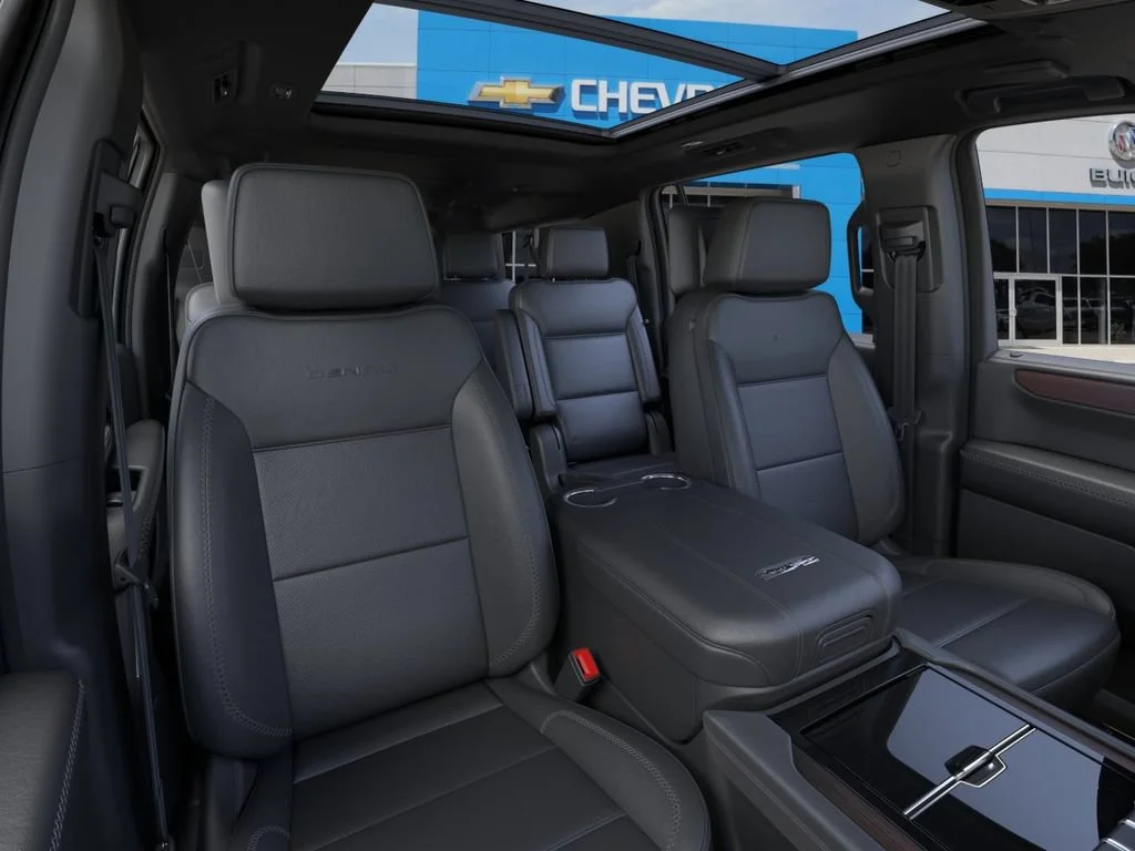 2026 GMC Yukon XL Denali - Photo 16