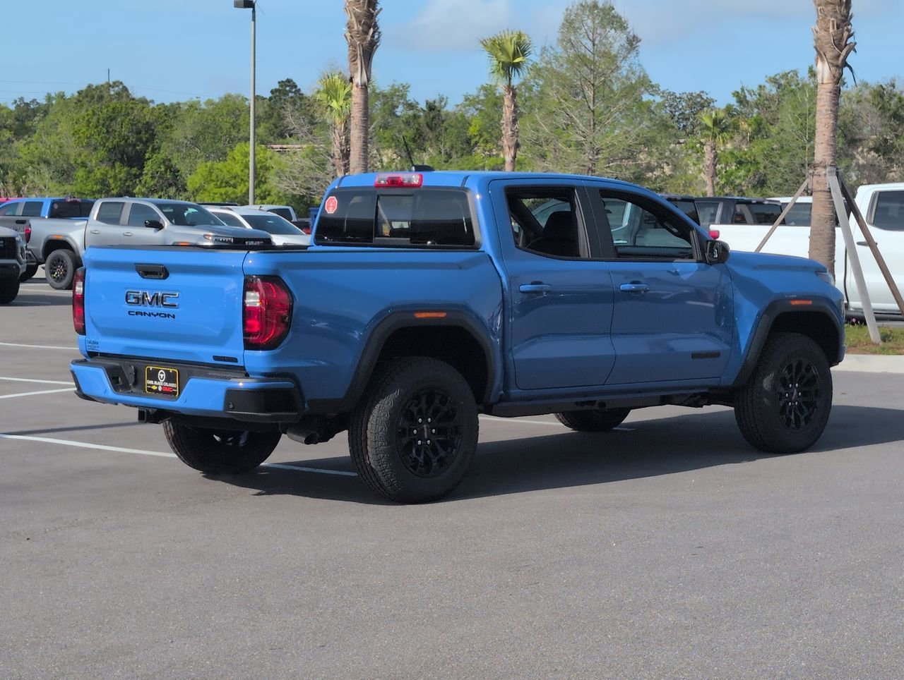 New 2026 Rapids Metallic GMC Elevation image 8