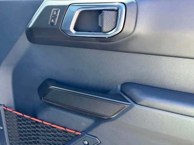 Used 2023 Silver Ford Raptor image 23