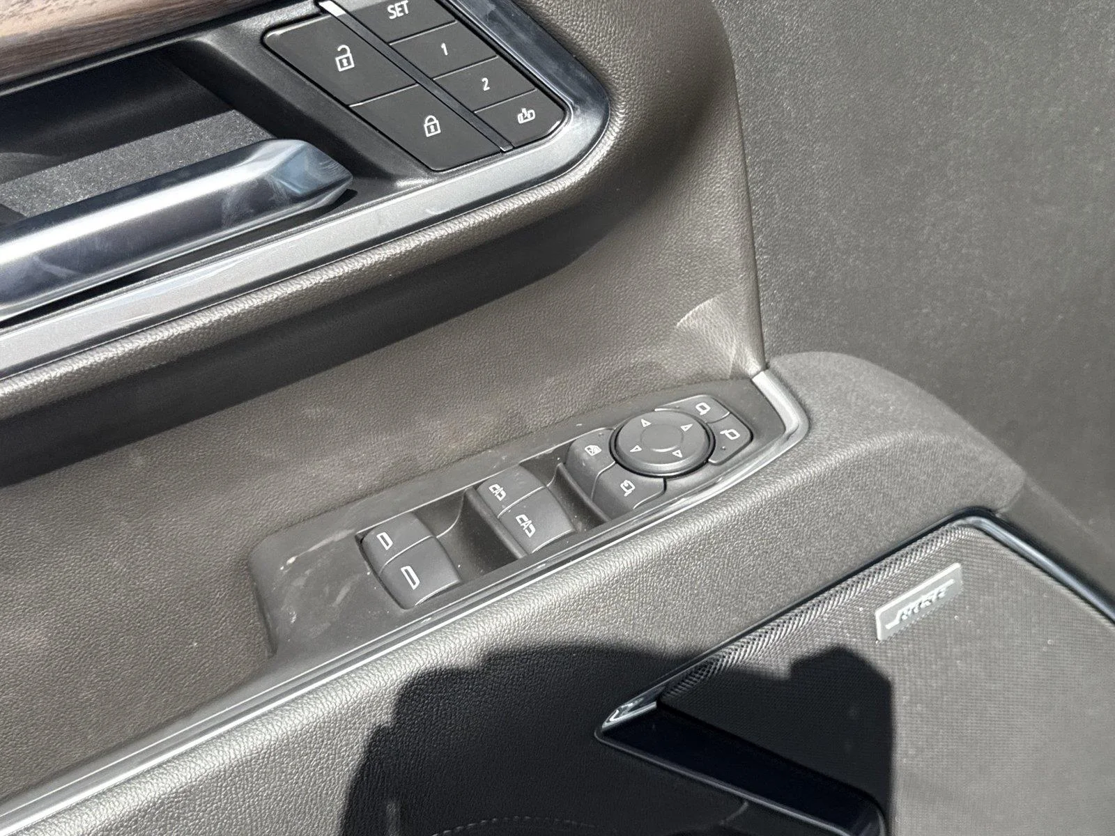 New 2026 Sterling Metallic GMC SLT image 18