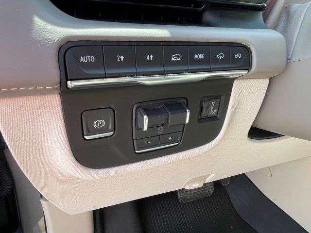 Used 2021 Gray Cadillac Sport Platinum image 11