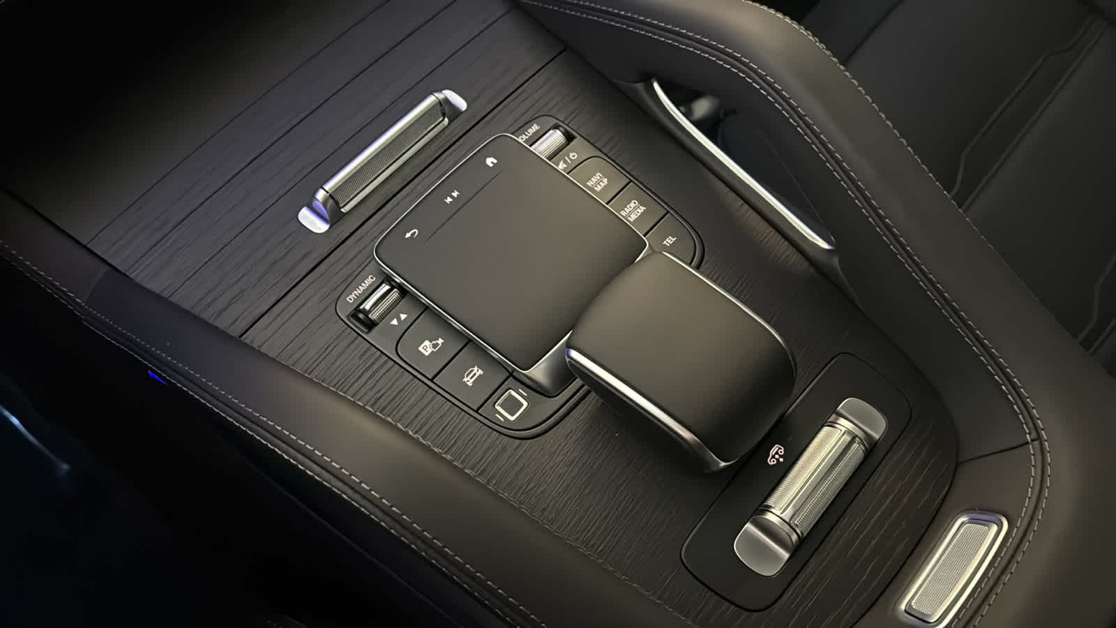 New 2026 Obsidian Black Metallic Mercedes-Benz AMG® GLE 53 image 25