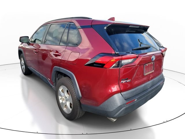 Used 2020 Red Toyota XLE image 3