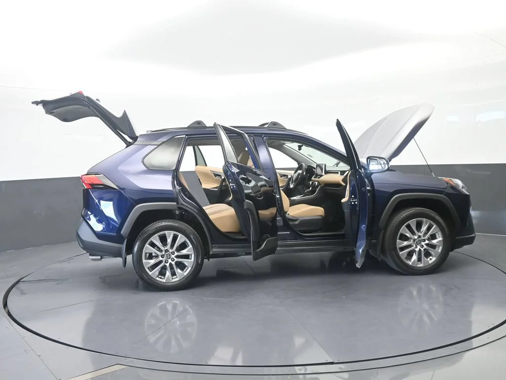 Used 2025 Blueprint Toyota XLE Premium image 73