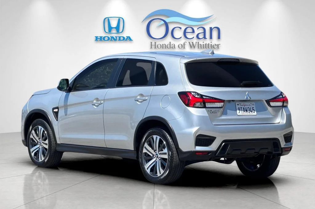 Used 2025 Alloy Silver Metallic Mitsubishi 2.0 ES image 6