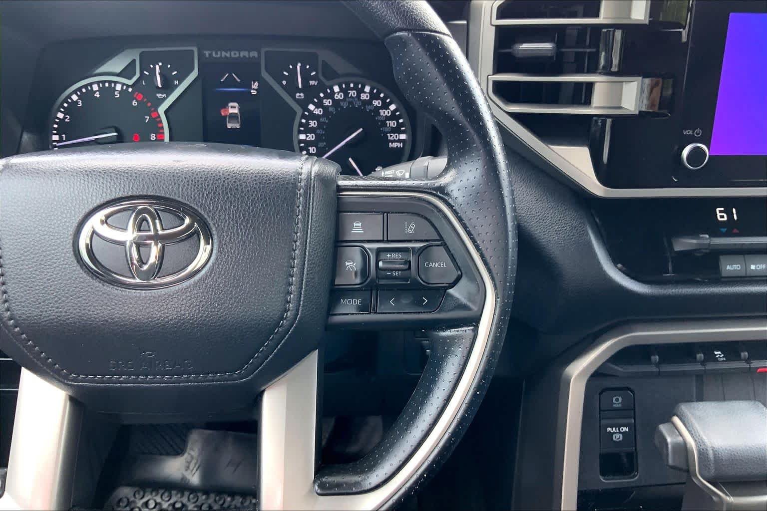 Used 2025 Ice Cap Toyota SR5 image 24