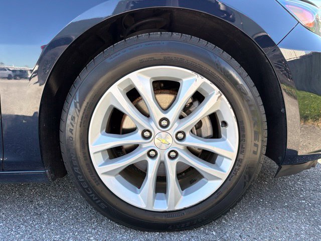 Used 2018 Blue Velvet Metallic Chevrolet LT image 7