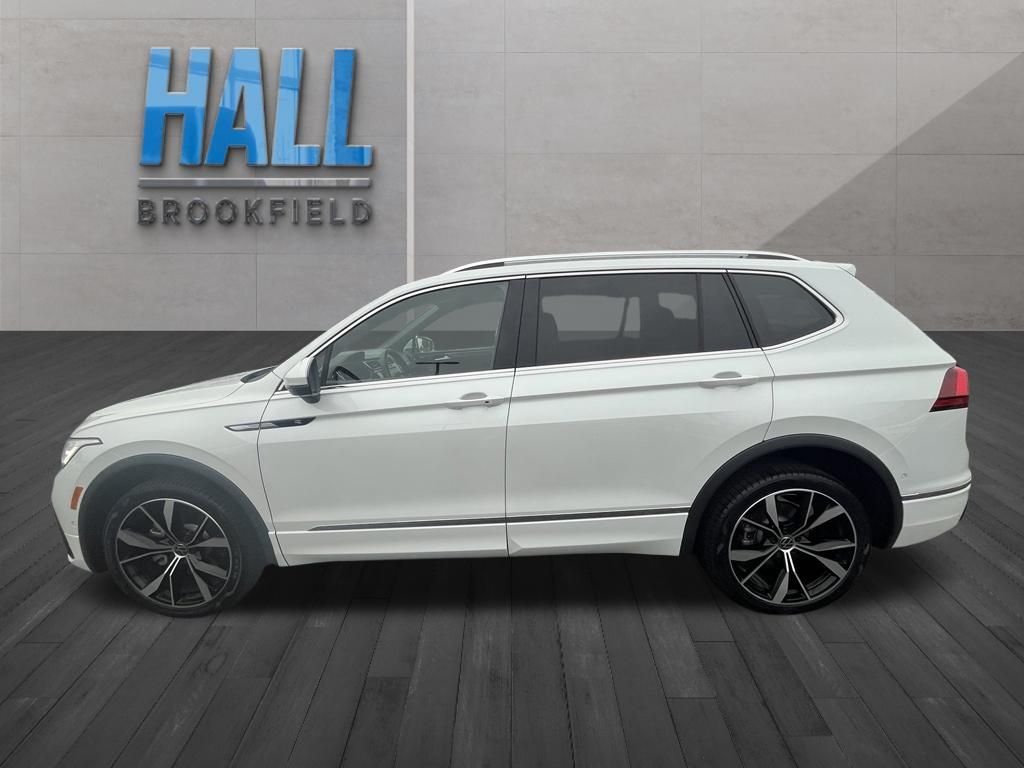 Used 2023 White Volkswagen 2.0T SEL R-Line image 3