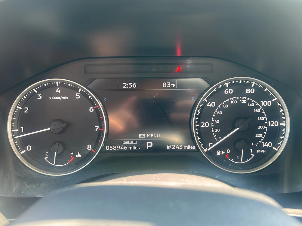 Used 2024 Gray Mitsubishi SE image 18