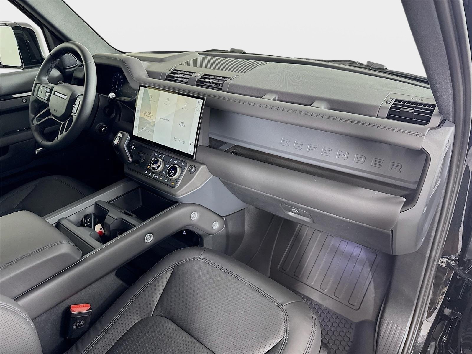 Used 2026 Santorini Black Land Rover X-Dynamic SE image 31