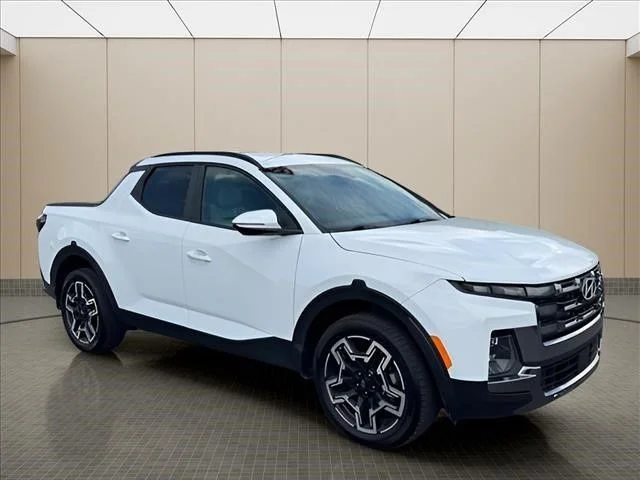 Used 2025 White Hyundai Limited image 2