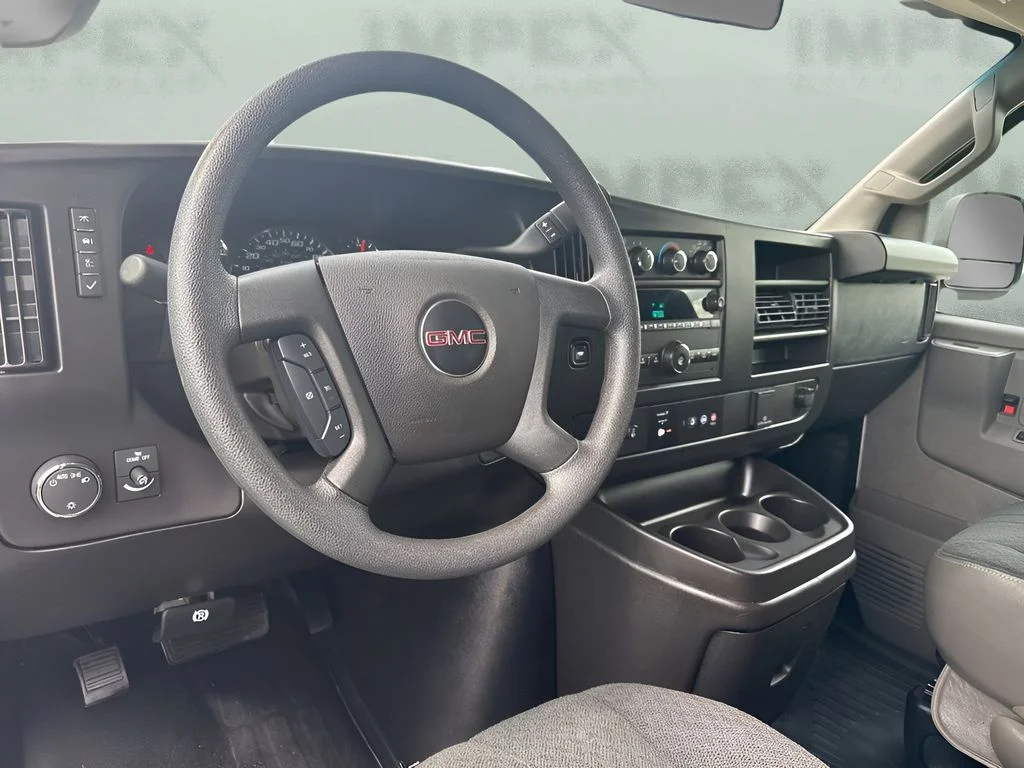 Used 2024 White GMC Work Van image 10