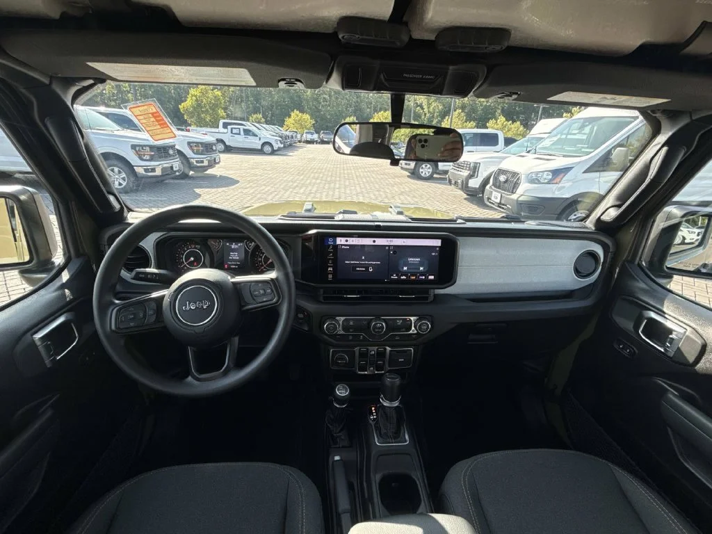 Used 2026 Green Jeep Sport image 26