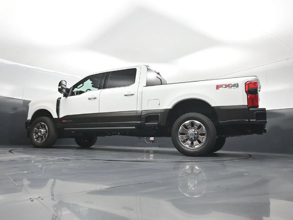 Used 2025 White Ford King Ranch image 52