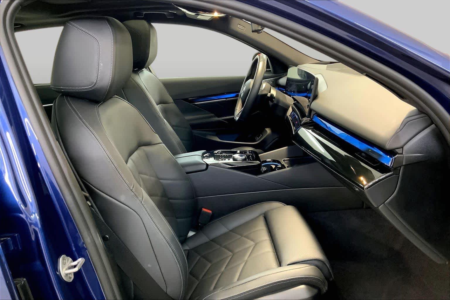 Used 2026 Phytonic Blue Metallic BMW M60 image 8