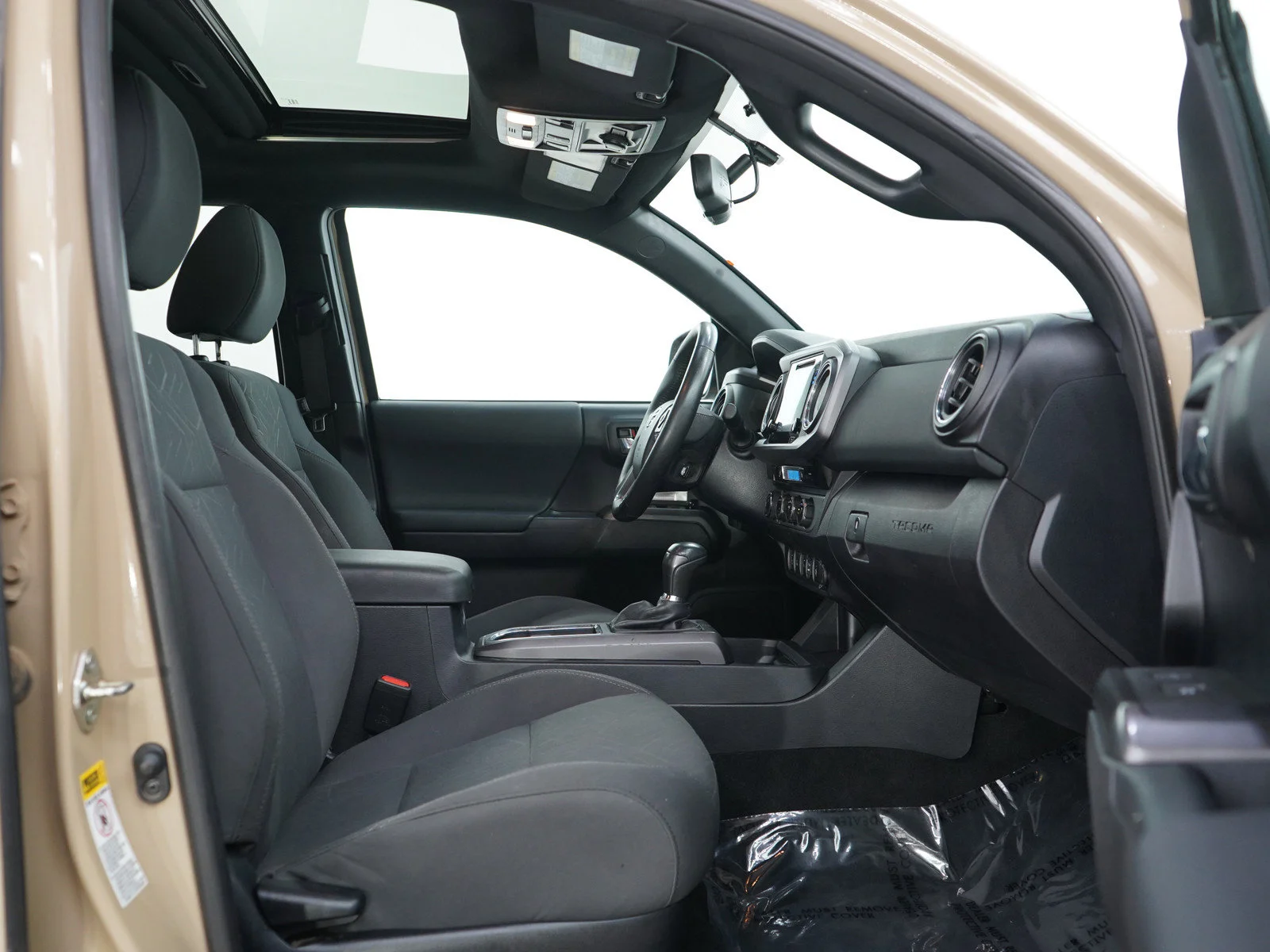 Used 2017 Quicksand Toyota TRD Off-Road image 12