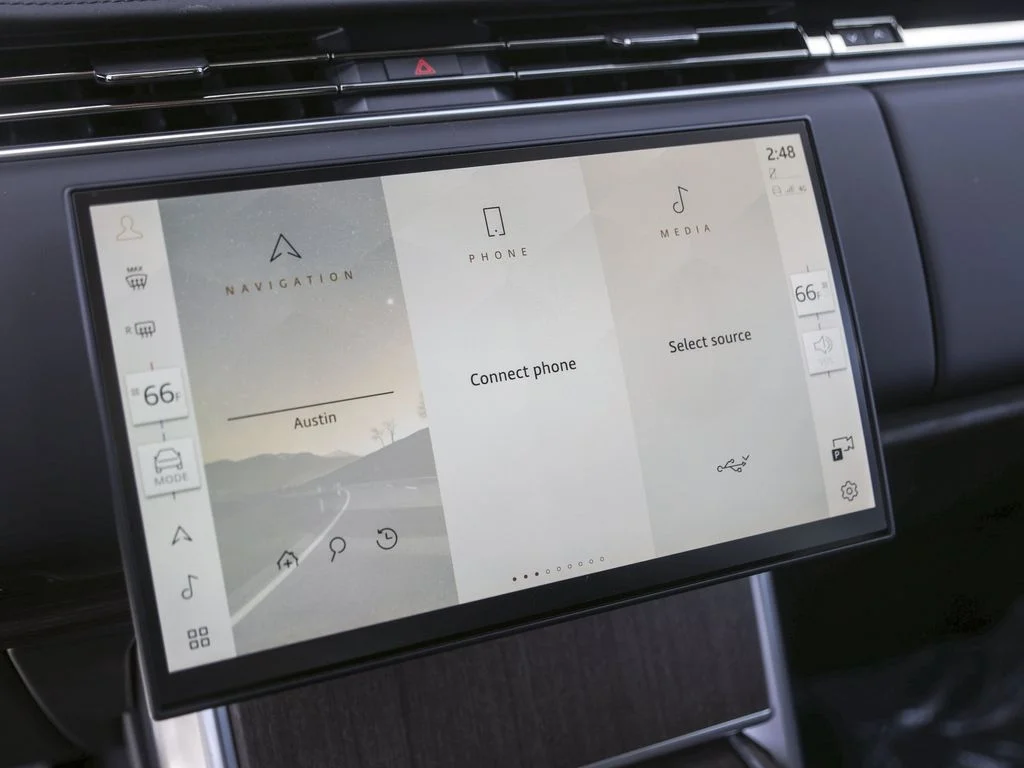 New 2025 White Land Rover SE image 18