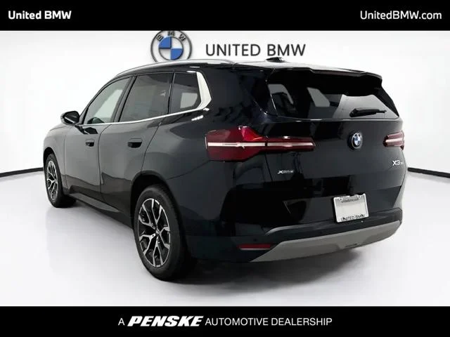 New 2026 Black Sapphire Metallic BMW X3 30 image 7
