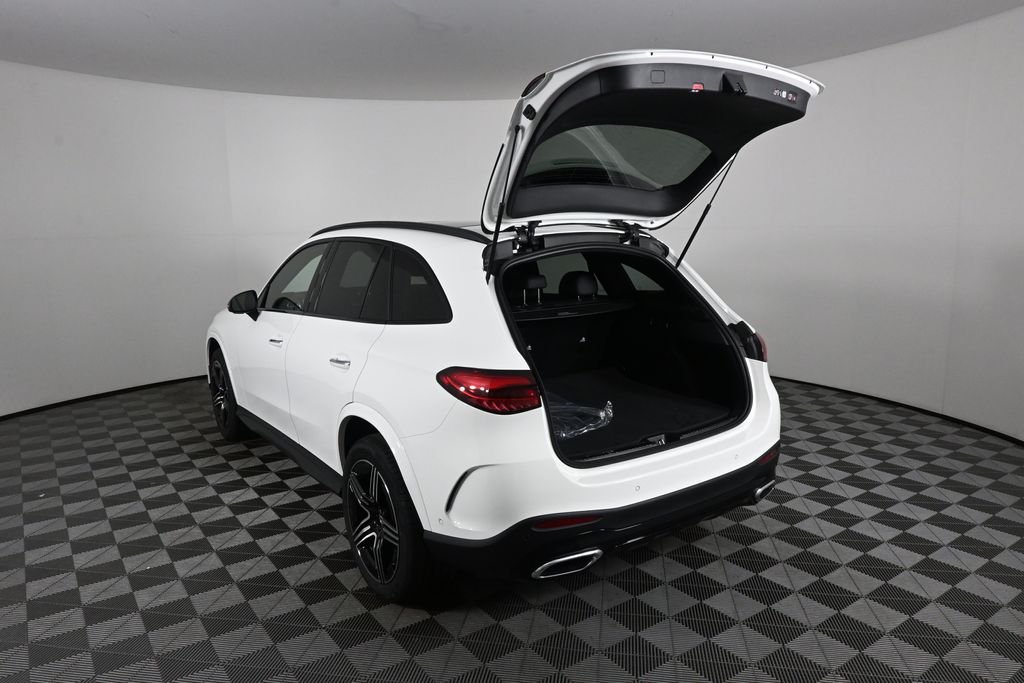New 2026 Polar White Mercedes-Benz GLC 300 image 31