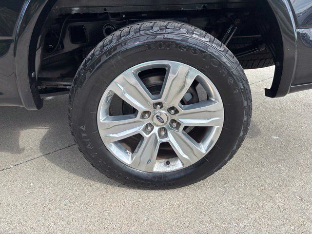 Used 2015 Tuxedo Black Metallic Ford Platinum image 11