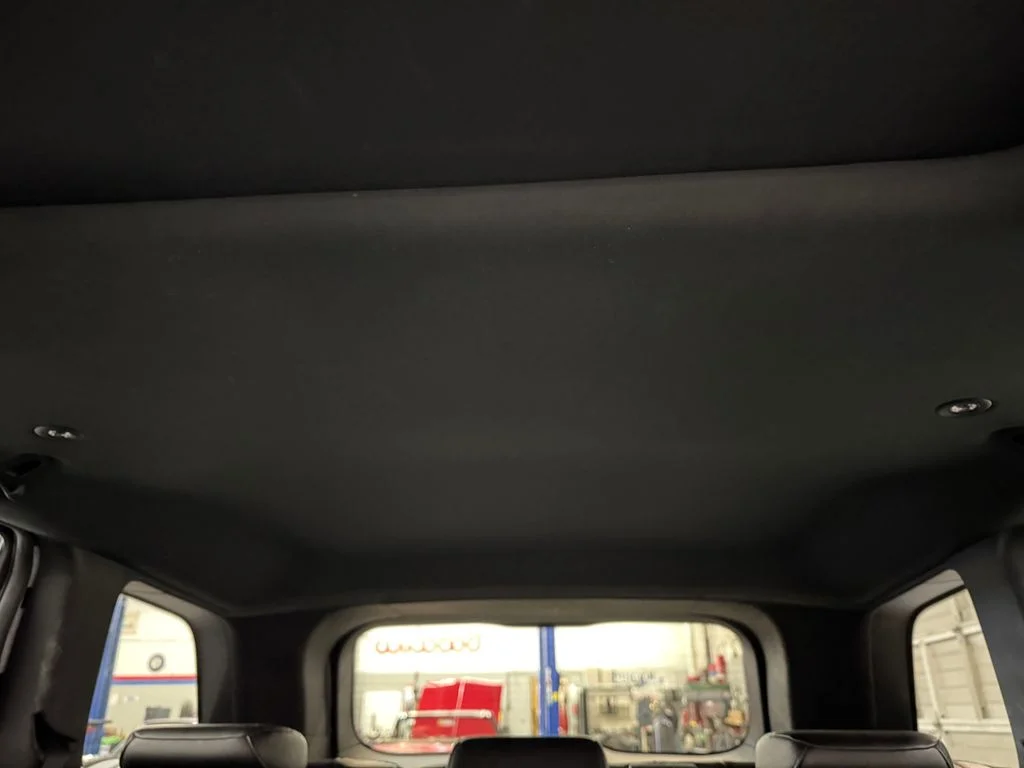Used 2022 White Jeep Limited image 25