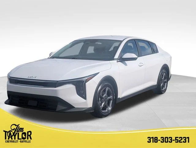 2025 Kia K4 LXS AT's photo
