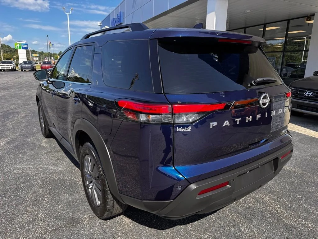 Used 2025 Blue Nissan SV image 8