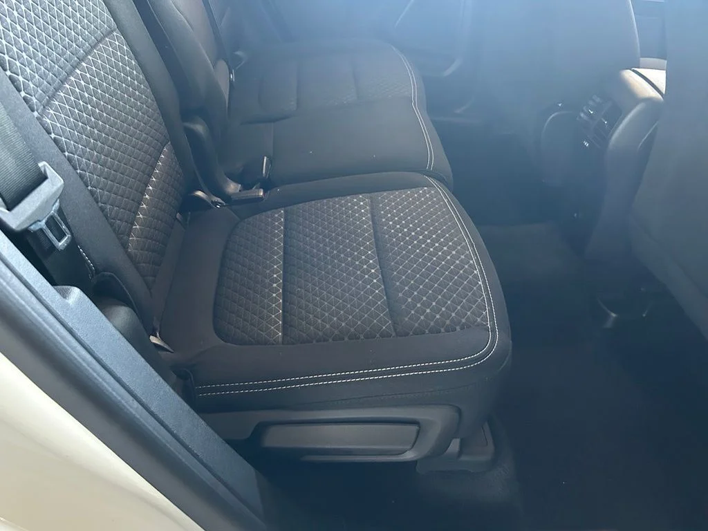 Used 2023 Oxford White Ford Active image 38
