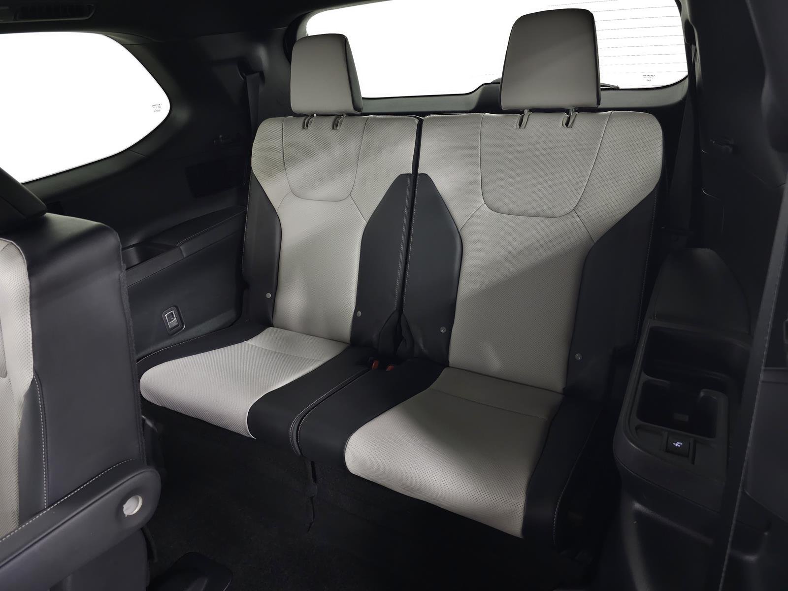 Certified Used 2024 White Lexus F SPORT PREMIUM image 35