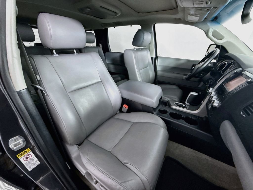 Used 2011 Gray Toyota Limited image 32