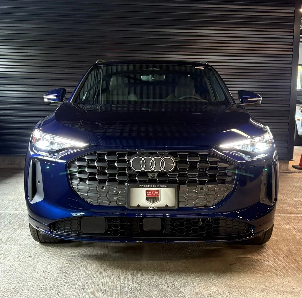 New 2026 Navarra Blue Metallic Audi 2.0T Prestige image 6