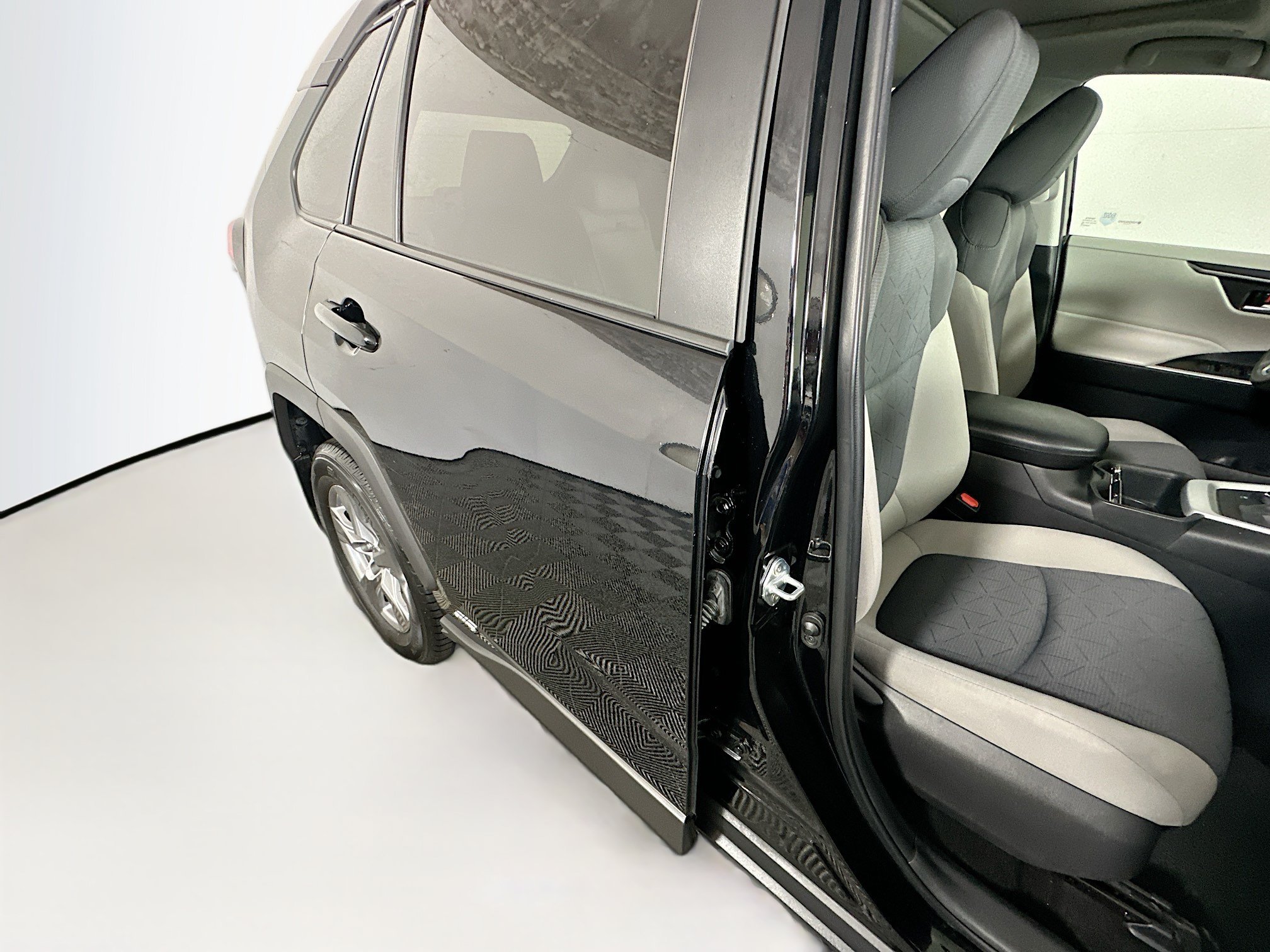 Used 2024 Midnight Black Metallic Toyota Hybrid XLE image 28