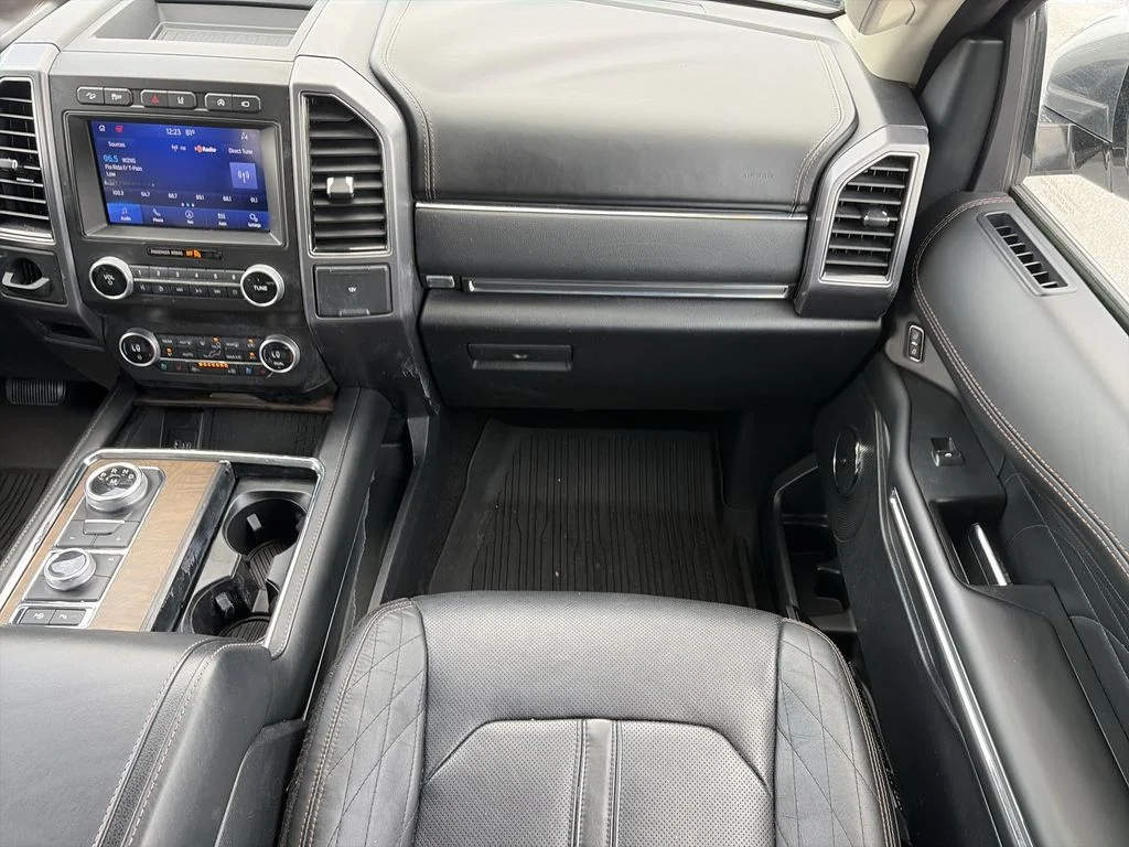 Used 2021 White Ford Platinum image 17