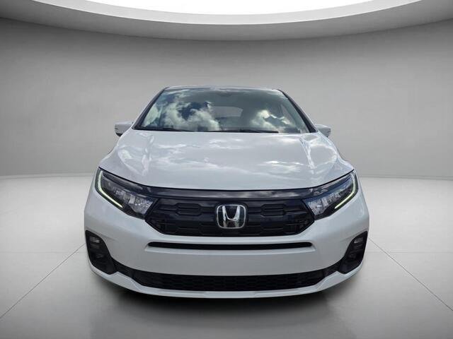 New 2026 Platinum White Pearl Honda Touring image 8