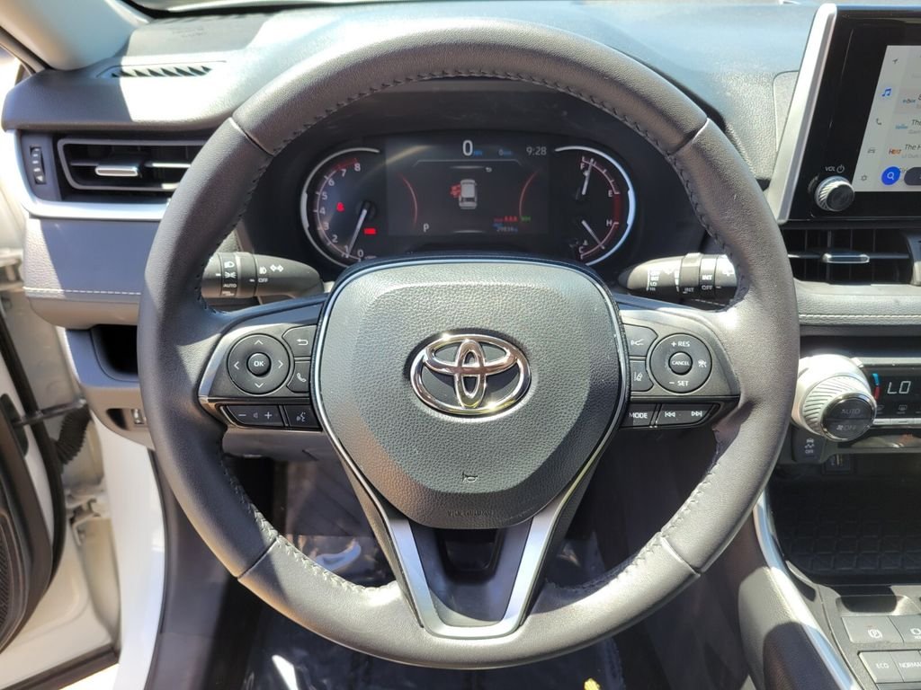 Used 2024 Beige Toyota XLE Premium image 20