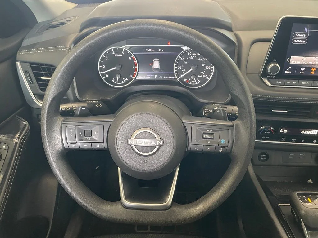 Used 2024 Gray Nissan SV image 14
