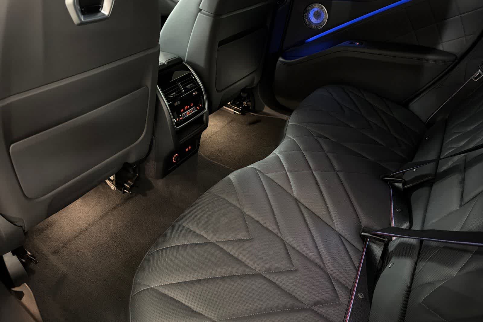 Used 2023 Black Sapphire Metallic BMW  image 4