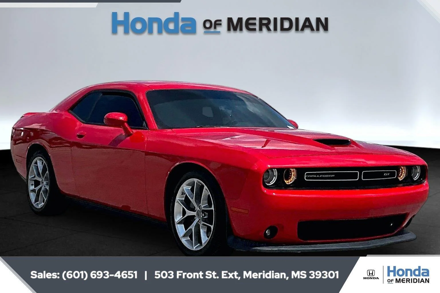 Used 2022 Torred Clearcoat Dodge GT image 1