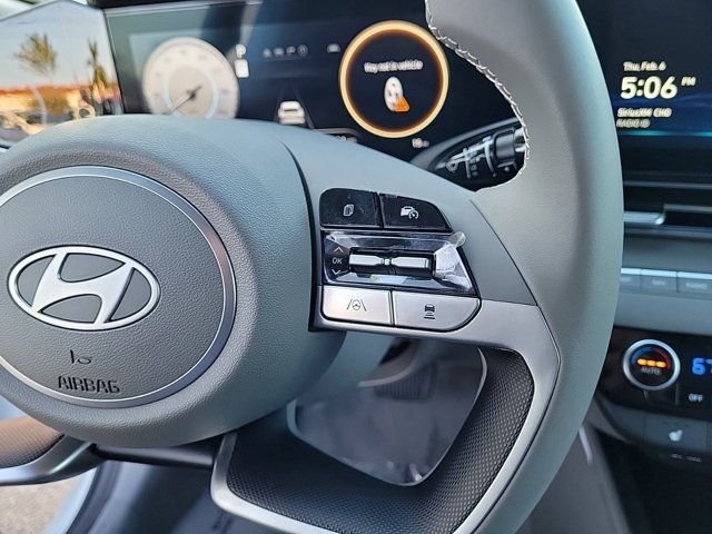 2025 Hyundai Elantra SEL - Photo 22