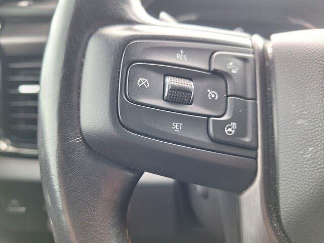 Used 2023 Summit White GMC AT4 image 15