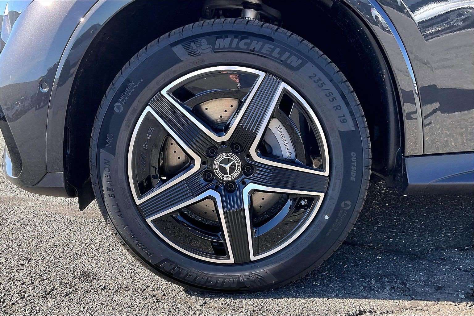 New 2026 Graphite Grey Metallic Mercedes-Benz GLC 300 image 24