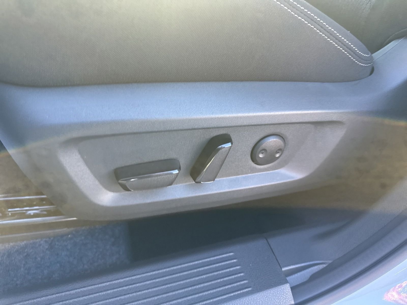 New 2026 Nissan Rogue SV 4D Sport Utility