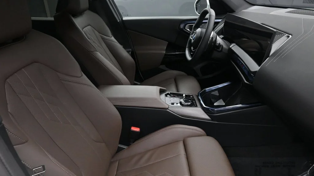 Used 2026 White BMW 30 xDrive image 2