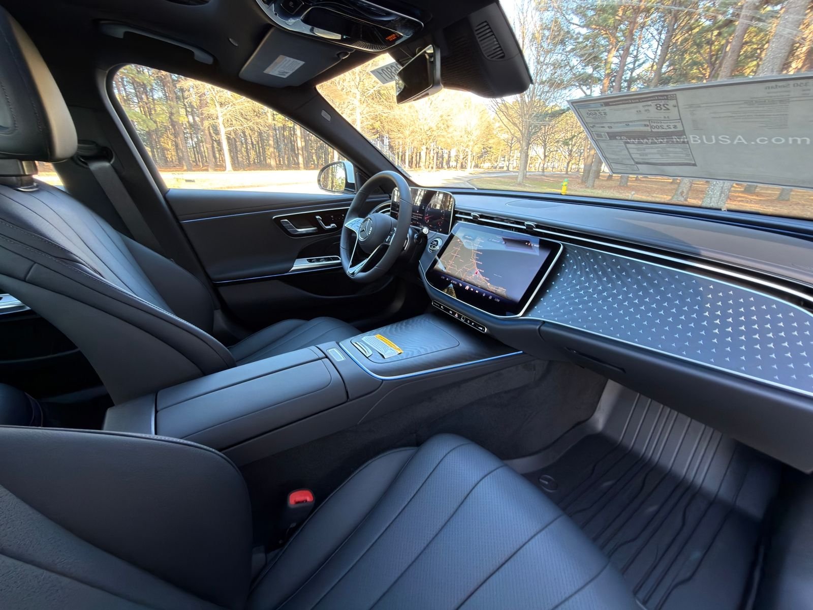 New 2026 Moonlight White Metallic Mercedes-Benz E 350 image 19